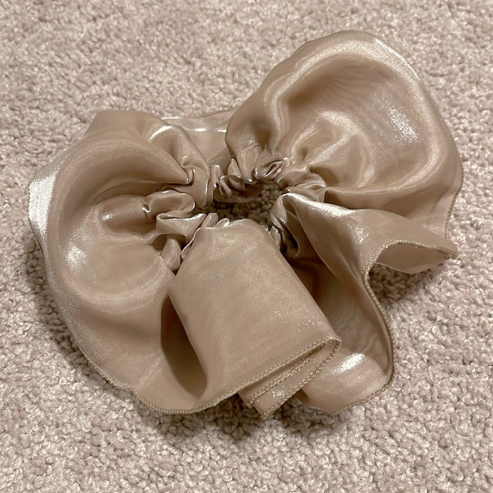 Christmas Neutral Scrunchie